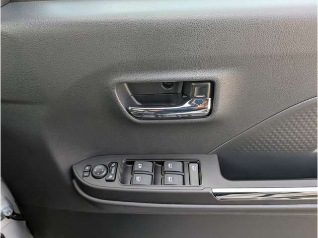 ダイハツ タント ６６０ カスタム ＲＳ R7年 (関東) 99