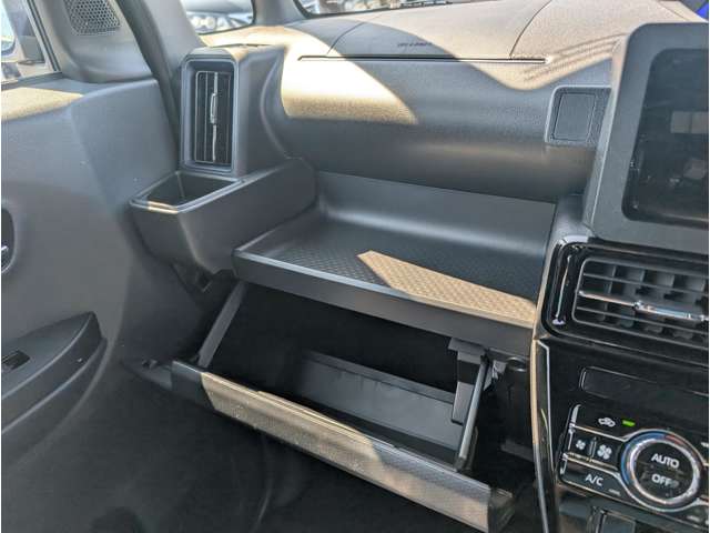 ダイハツ タント ６６０ カスタム ＲＳ R7年 (関東) 99