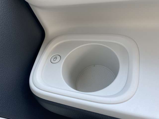 ダイハツ ムーヴ　キャンバス ６６０ ストライプス Ｇ R7年 (関東) 99