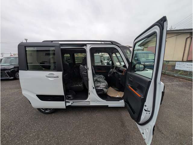 ダイハツ タント ６６０ ファンクロス R7年 (関東) 99