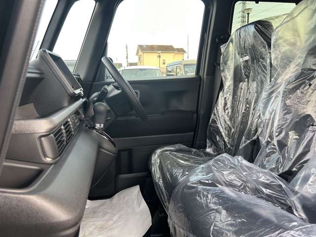 ホンダ Ｎ　ＢＯＸ カスタム ６６０ R7年 (関東) 99