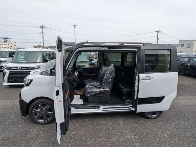 ダイハツ タント ６６０ ファンクロスターボ R7年 (関東) 99