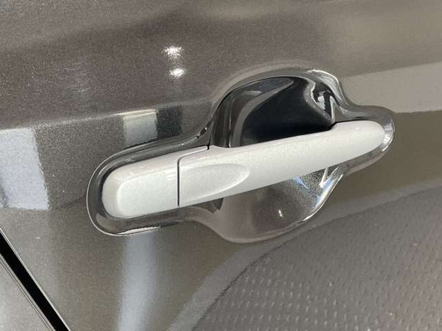 ダイハツ ミラ　イース ６６０ Ｌ R4年 (中国) 99