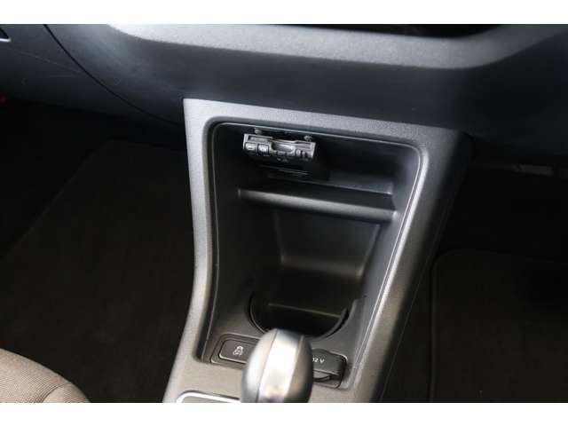 フォルクスワーゲン ＵＰ！ ＭＯＶＥ ＵＰ！ H26年 (近畿) 99