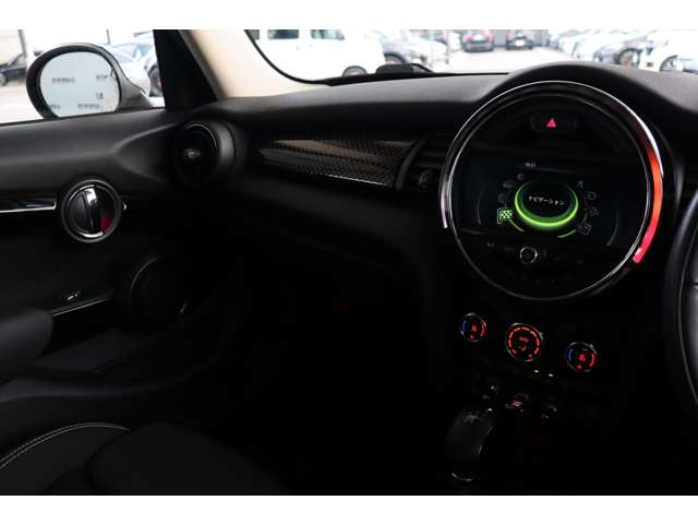 ミニ ミニ クーパーＳ ５ドア H28年 (近畿) 99