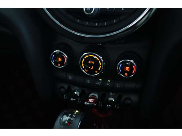 ミニ ミニ クーパーＳ ５ドア H28年 (近畿) 99