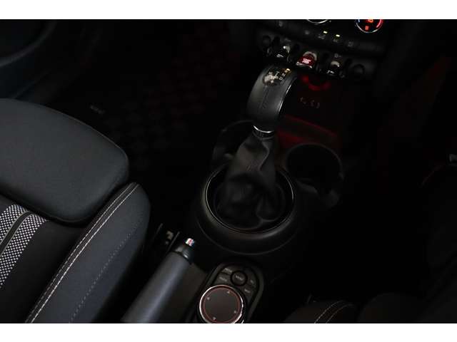 ミニ ミニ クーパーＳ ５ドア H28年 (近畿) 99