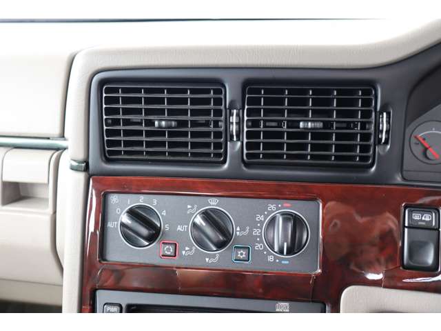 ボルボ Ｓ９０ ３．０ H9年 (近畿) 99