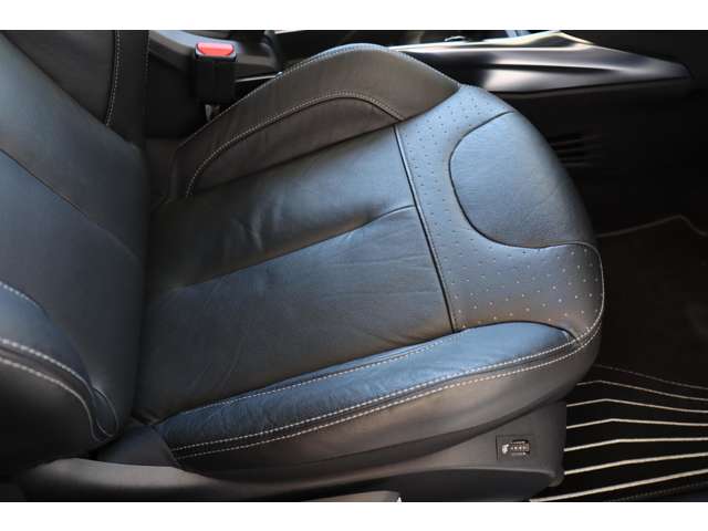 プジョー ２００８ レザーエディション H28年 (近畿) 99