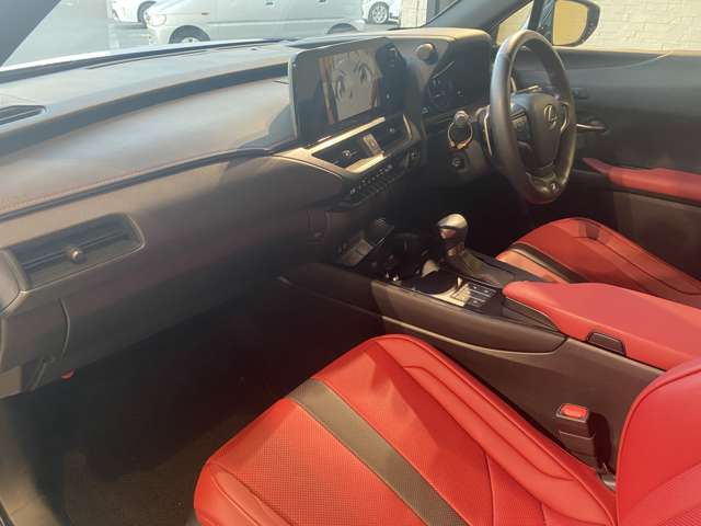 レクサス ＵＸ２５０ｈ Ｆスポーツ R5年 (九州・沖縄) 99