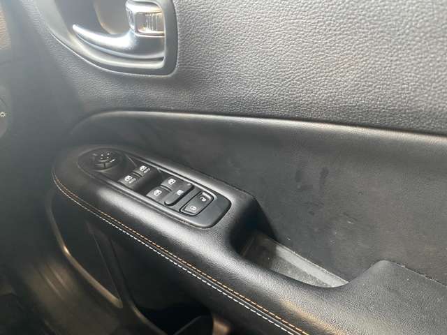 ジープ コンパス ロンジチュード R1年 (九州・沖縄) 99