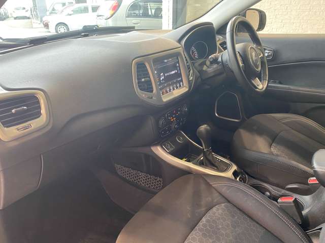 ジープ コンパス ロンジチュード R1年 (九州・沖縄) 99