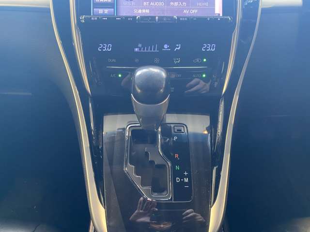 トヨタ ハリアー ２．０ プレミアム H29年 (九州・沖縄) 99