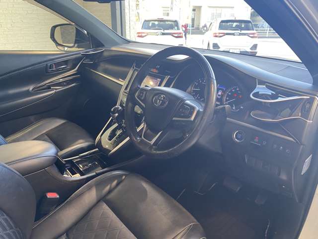 トヨタ ハリアー ２．０ プレミアム H29年 (九州・沖縄) 99