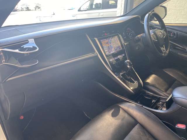 トヨタ ハリアー ２．０ プレミアム H29年 (九州・沖縄) 99