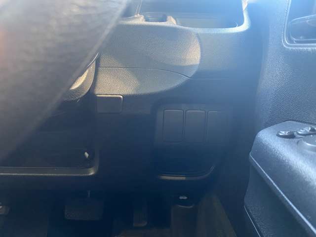 ホンダ ライフ ６６０ ディーバ スマートスタイル H23年 (九州・沖縄) 99