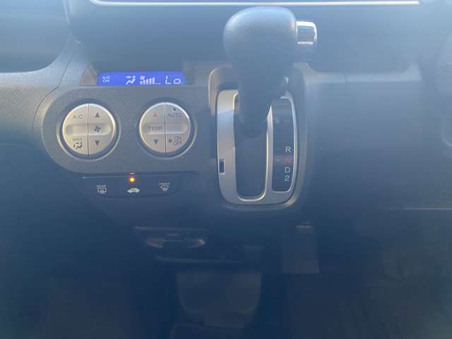 ホンダ ライフ ６６０ ディーバ スマートスタイル H23年 (九州・沖縄) 99