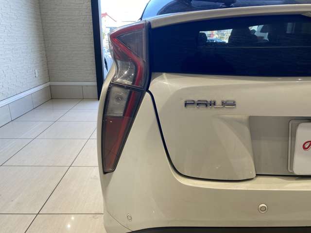 トヨタ プリウス １．８ Ｓ セーフティ プラス H28年 (九州・沖縄) 99