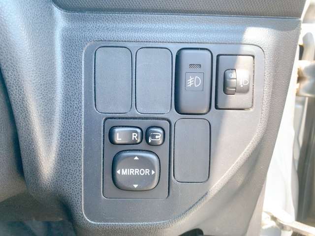 ダイハツ エッセ ６６０ カスタム H22年 (九州・沖縄) 99