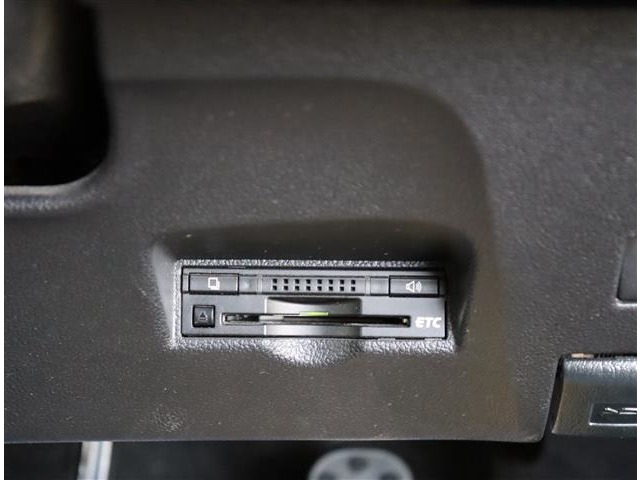 トヨタ プリウス １．８ Ｓ H27年 (関東) 99