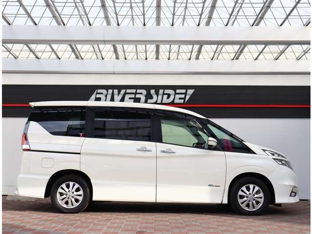 日産 セレナ ２．０ ハイウェイスター Ｖセレクション ４ＷＤ H29年 (関東) 99