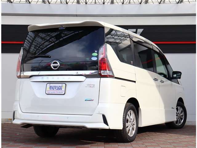 日産 セレナ ２．０ ハイウェイスター Ｖセレクション ４ＷＤ H29年 (関東) 99