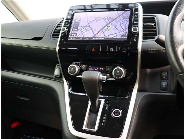 日産 セレナ ２．０ ハイウェイスター Ｖセレクション ４ＷＤ H29年 (関東) 99