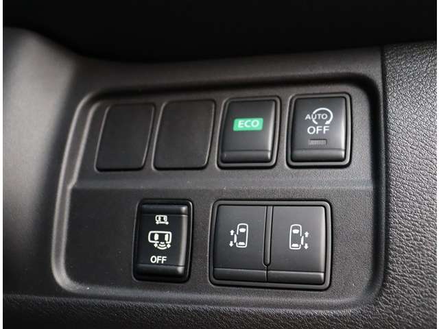 日産 セレナ ２．０ ハイウェイスター Ｖセレクション ４ＷＤ H29年 (関東) 99