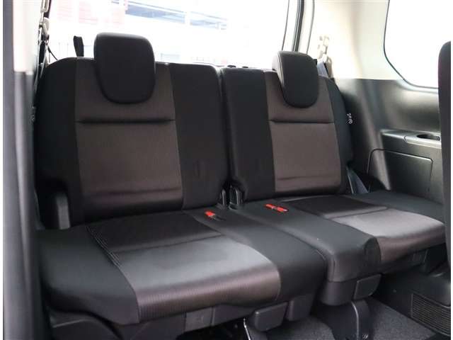 日産 セレナ ２．０ ハイウェイスター Ｖセレクション ４ＷＤ H29年 (関東) 99