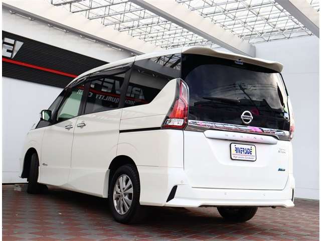 日産 セレナ ２．０ ハイウェイスター Ｖセレクション ４ＷＤ H29年 (関東) 99