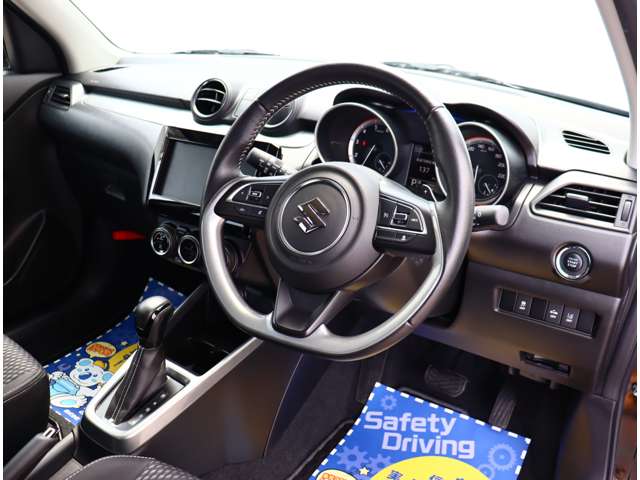 スズキ スイフト １．２ ＲＳ H30年 (関東) 99