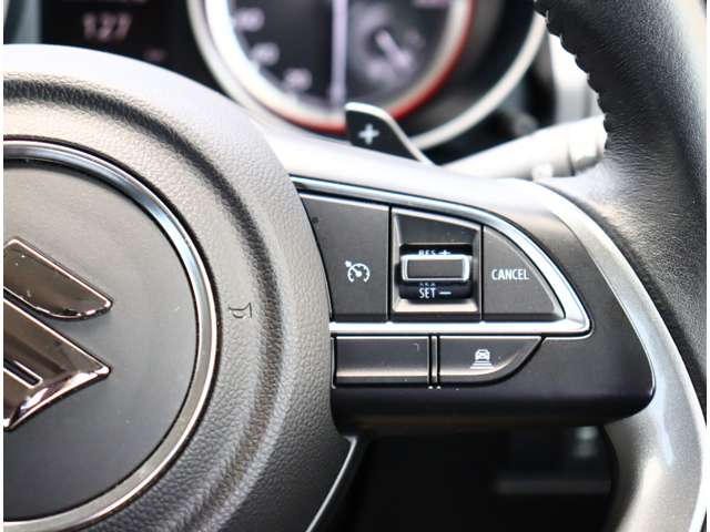 スズキ スイフト １．２ ＲＳ H30年 (関東) 99