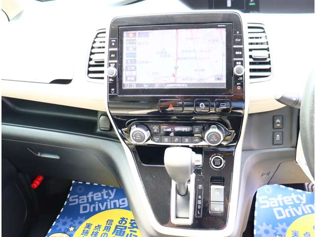 日産 セレナ ２．０ ハイウェイスター Ｖセレクション H30年 (関東) 99