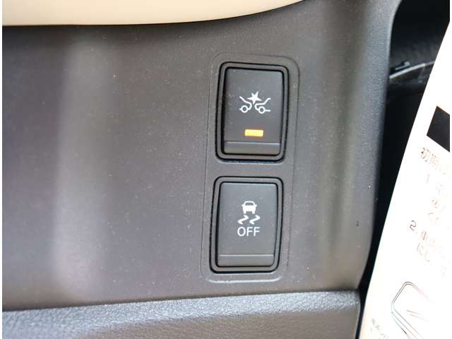 日産 セレナ ２．０ ハイウェイスター Ｖセレクション H30年 (関東) 99