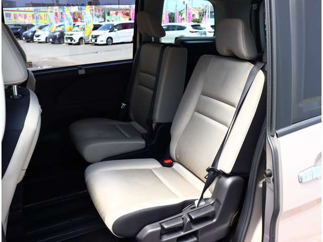 日産 セレナ ２．０ ハイウェイスター Ｖセレクション H30年 (関東) 99