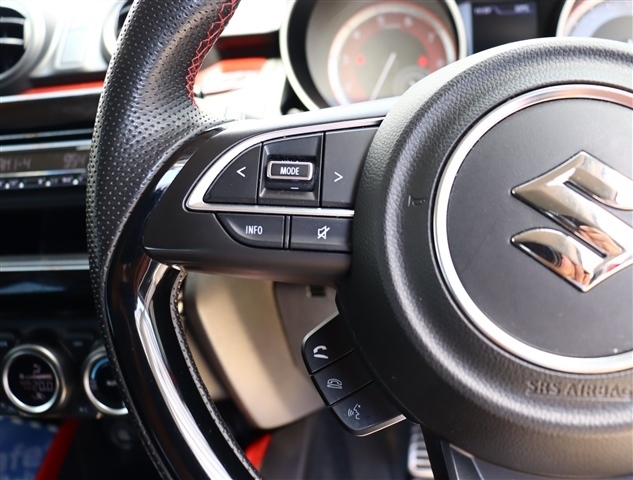 スズキ スイフト スポーツ １．４ R3年 (関東) 99