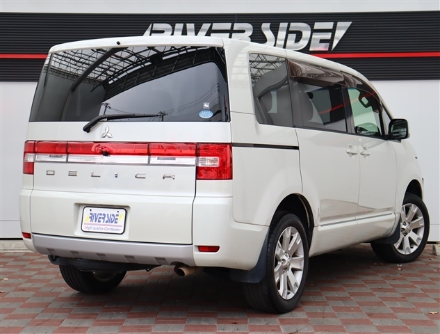 三菱 デリカ　Ｄ：５ ２．４ Ｇ パワーパッケージ ４ＷＤ H29年 (関東) 99