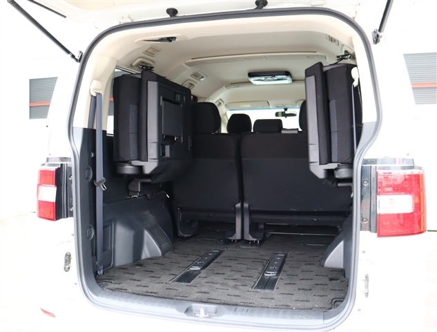 三菱 デリカ　Ｄ：５ ２．４ Ｇ パワーパッケージ ４ＷＤ H29年 (関東) 99