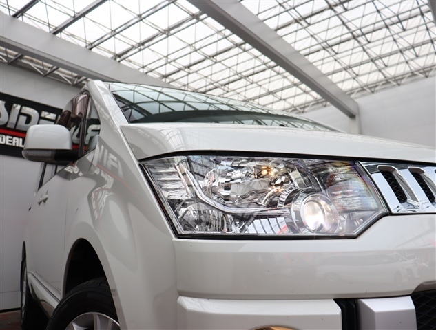 三菱 デリカ　Ｄ：５ ２．４ Ｇ パワーパッケージ ４ＷＤ H29年 (関東) 99