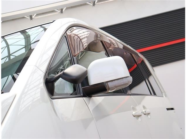 三菱 デリカ　Ｄ：５ ２．４ Ｇ パワーパッケージ ４ＷＤ H29年 (関東) 99