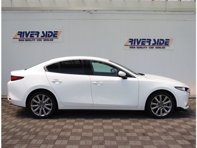 マツダ ＭＡＺＤＡ３　セダン １．８ ＸＤプロアクティブ ツーリング セレクション ディーゼルターボ R4年 (関東) 99