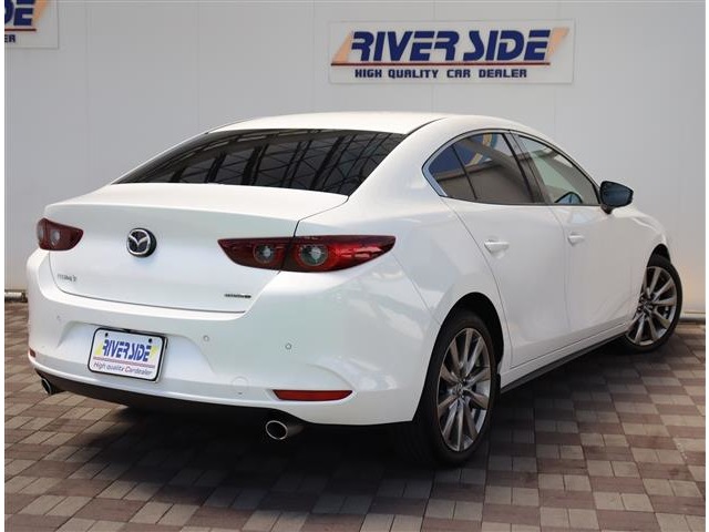 マツダ ＭＡＺＤＡ３　セダン １．８ ＸＤプロアクティブ ツーリング セレクション ディーゼルターボ R4年 (関東) 99