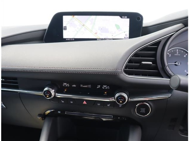 マツダ ＭＡＺＤＡ３　セダン １．８ ＸＤプロアクティブ ツーリング セレクション ディーゼルターボ R4年 (関東) 99