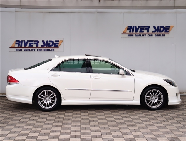 トヨタ クラウンアスリート ２．５ プレミアムエディション H24年 (関東) 99