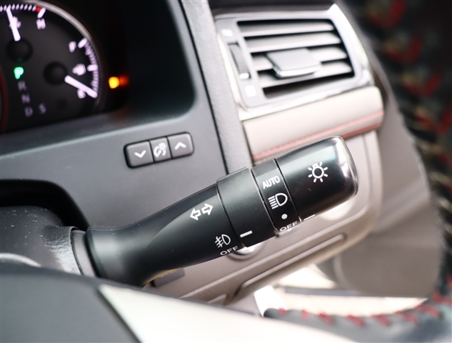 トヨタ クラウンアスリート ２．５ プレミアムエディション H24年 (関東) 99