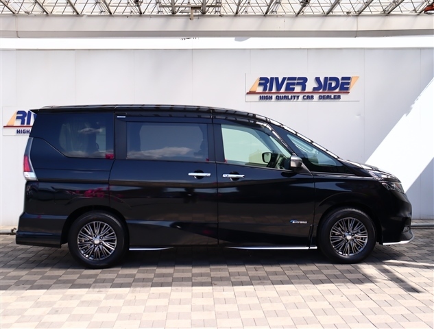 日産 セレナ ２．０ ＡＵＴＥＣＨ ４ＷＤ H30年 (関東) 99