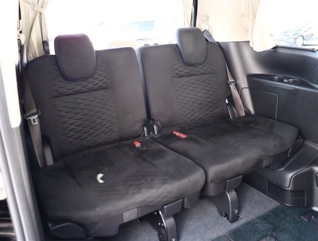 日産 セレナ ２．０ ＡＵＴＥＣＨ ４ＷＤ H30年 (関東) 99