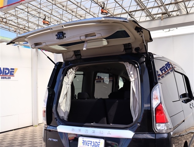 日産 セレナ ２．０ ＡＵＴＥＣＨ ４ＷＤ H30年 (関東) 99