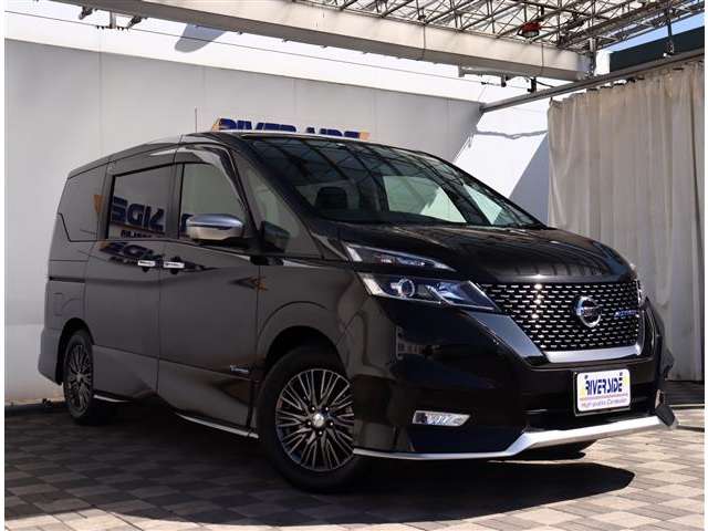 日産 セレナ ２．０ ＡＵＴＥＣＨ ４ＷＤ H30年 (関東) 99