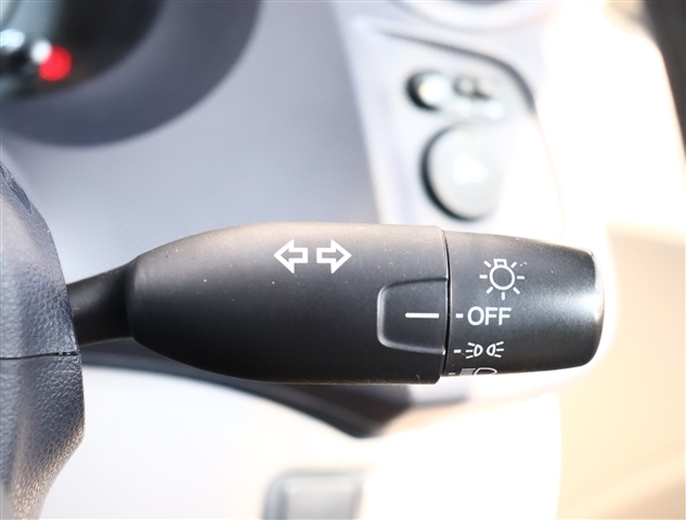 ホンダ インサイト １．３ Ｇ H21年 (関東) 99